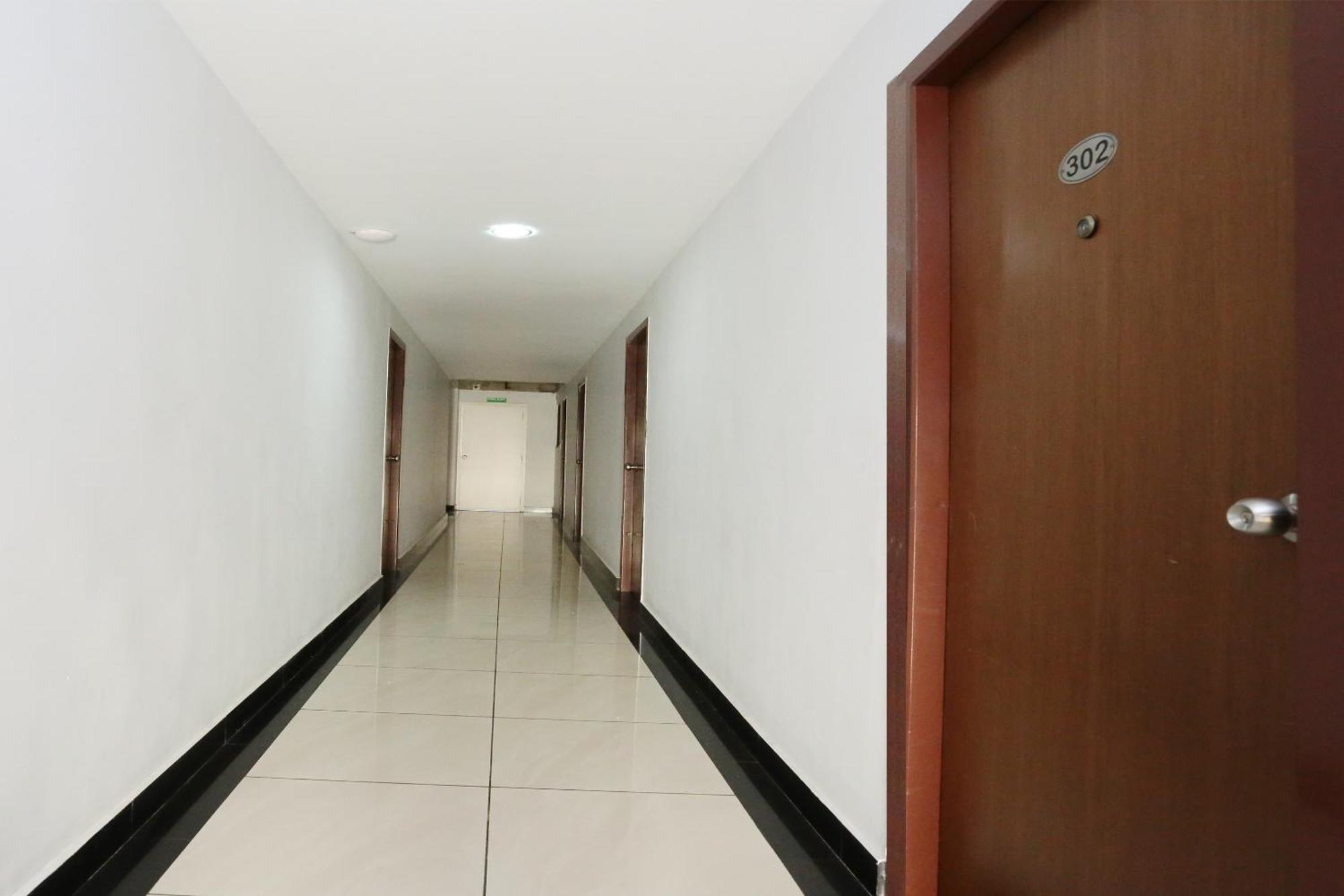 Готель Super Townhouse Malabar Illam Kochi Екстер'єр фото